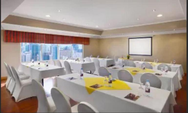Al Safir Tower - Residence Manama Dış mekan fotoğraf